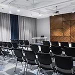מלון Courtyard By Marriott Center 4*