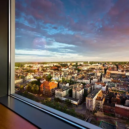 Courtyard By Marriott Center Hotel 4*