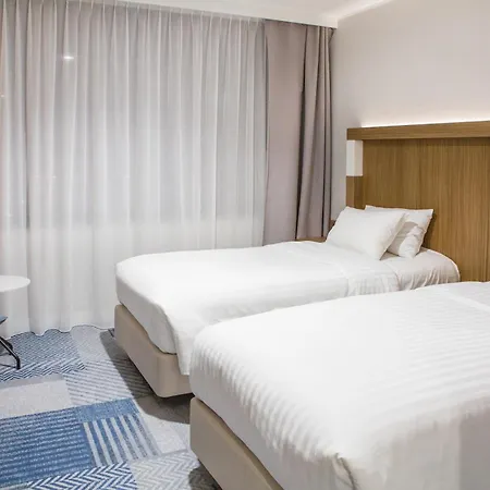 Courtyard By Marriott Center Hotel Katovice