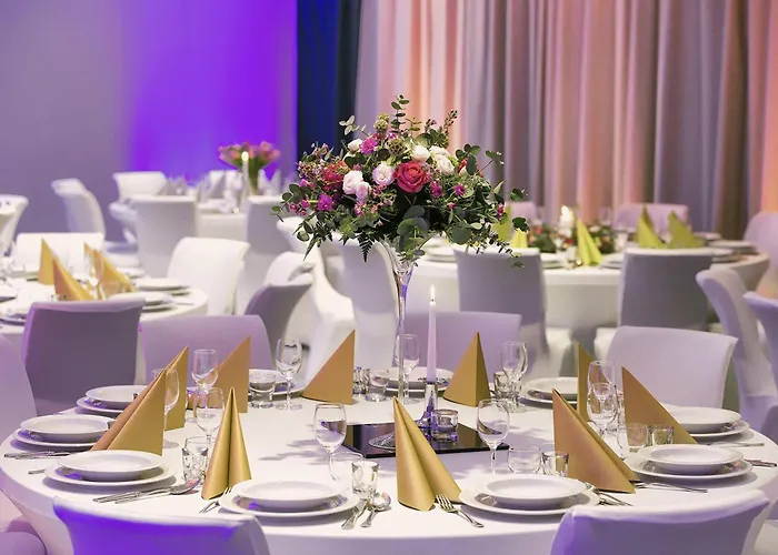 Courtyard By Marriott Center Hotel Katowice