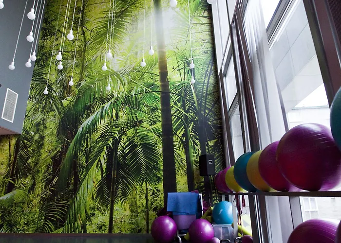 Courtyard By Marriott Center 4*