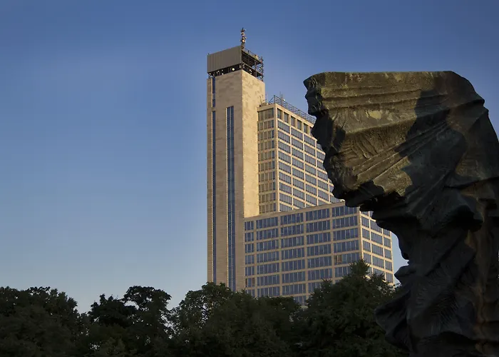 Courtyard By Marriott Center Hotel 4*