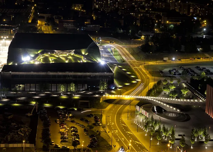 Hotel Courtyard By Marriott Center 4*